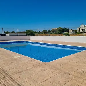 dock-holiday-pool-apartment.hotelsatayianapa.com/
